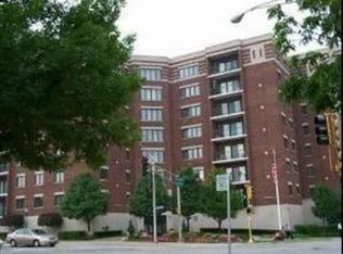 201 N Vail Ave APT 205, Arlington Heights, IL 60004