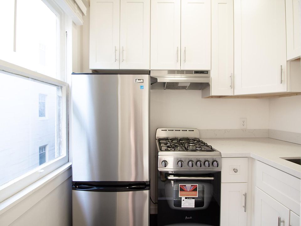 1st image of 675 Ofarrell St APT 21