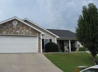 118 Altamont Ave, Dalton, GA 30720