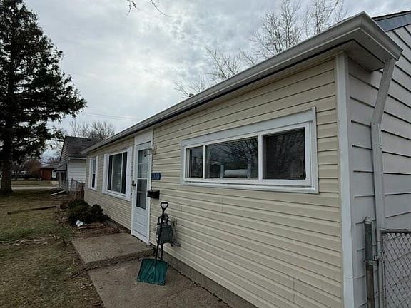 2nd image of 26511 Lehner St