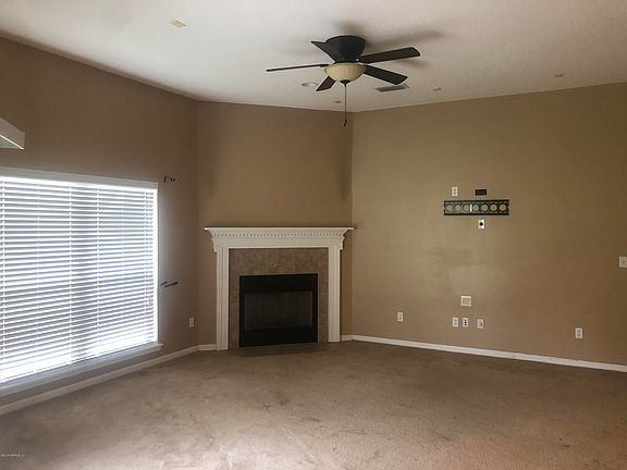 3rd image of 695 Chestwood Chase Dr