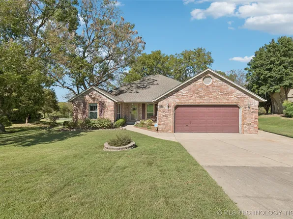 3334 Fairway St, Claremore, OK 74019