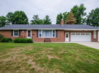 160 Lynn Dr, Ontario, OH 44906