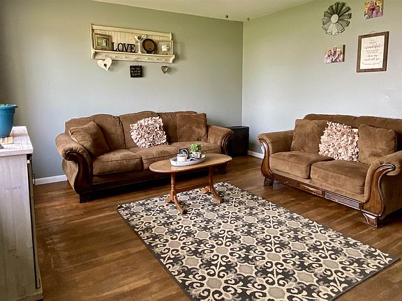3rd image of 8257 N Old State Road 55