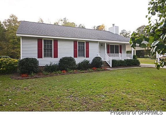 4th image of 1365 Huckleberry Ln