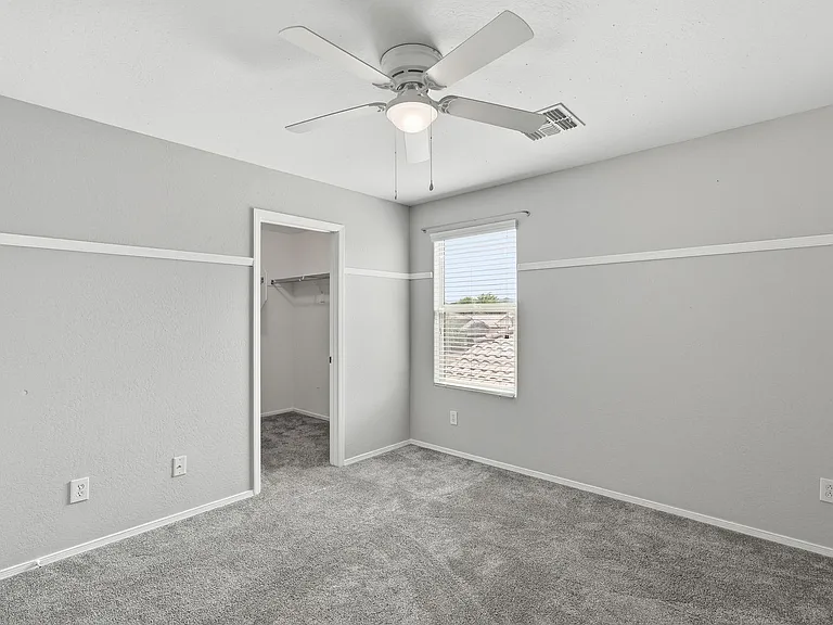 10815 W Avenida Del Rey — Photo 23
