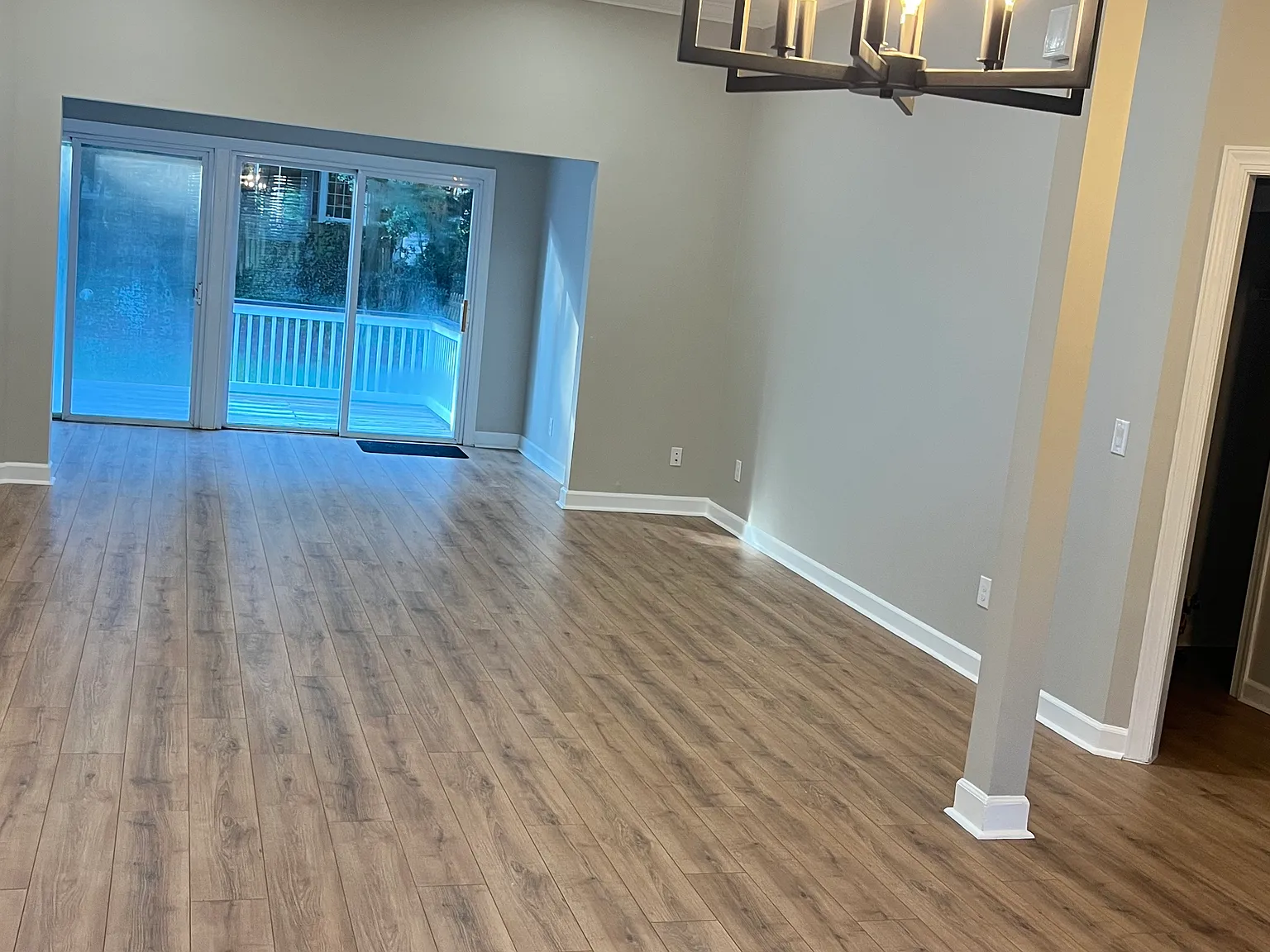 3 bed, 1937 sqft, $3,900 — Photo 3