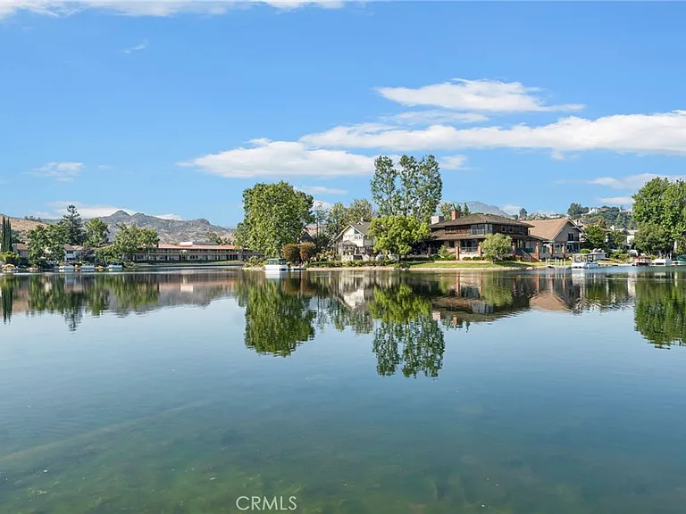 32174 Beachlake Ln — Photo 26