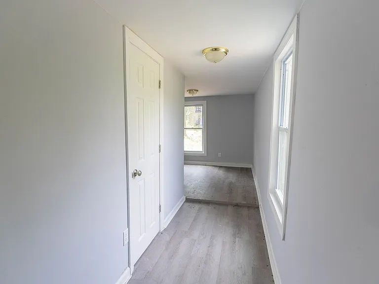 326 Maple St #B — Photo 6