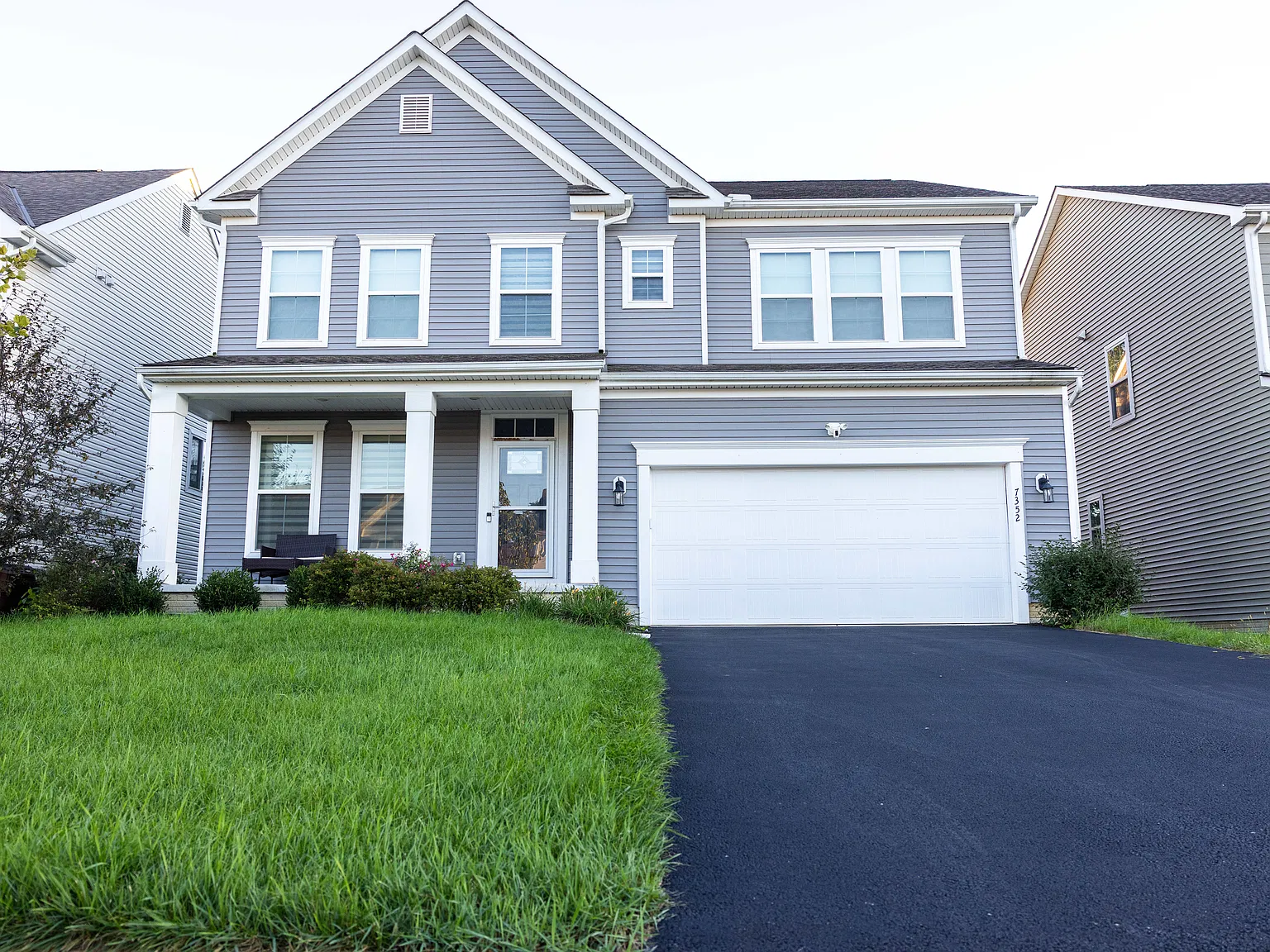 5 bed, 3.5 bath, 3933 sqft, $3,499 — Photo 1