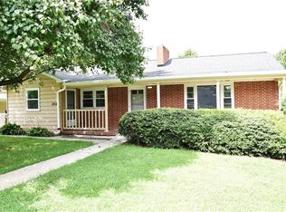 1464 Fancy Gap Rd, Mount Airy, NC 27030