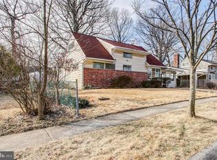 821 Brice Rd, Rockville, MD 20852