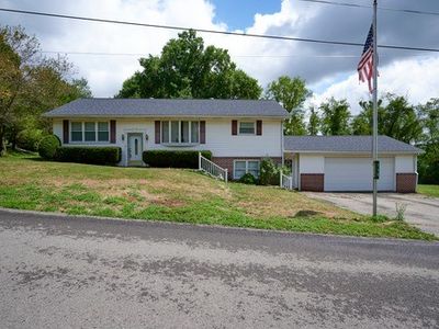 118 Sherwood Dr E, Kittanning, PA, 16201