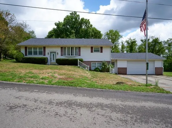 118 Sherwood Dr, Kittanning, PA 16201