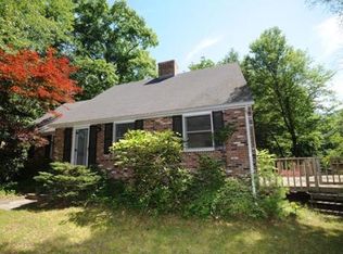 74 Overlook Dr, Amherst, MA 01002