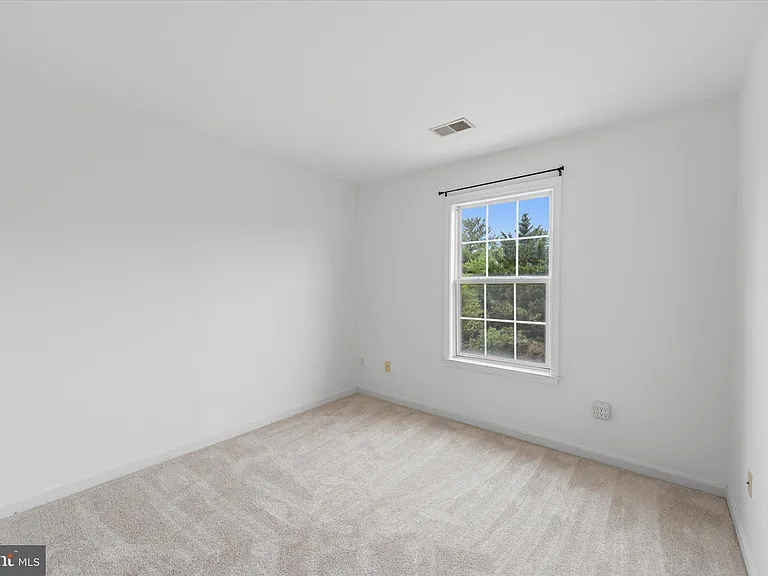 706 Vanderbilt Ter SE — Photo 26