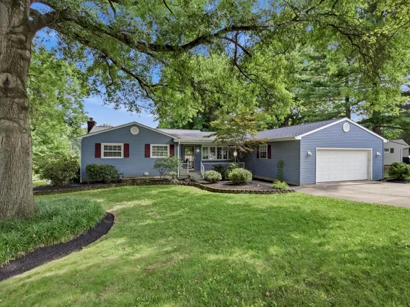 1130 Longwood Dr NE, Lancaster, OH 43130