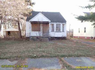 9074 Pierson St, Detroit, MI 48228