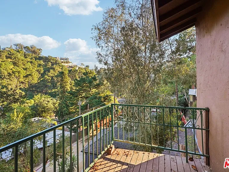 8718 Crescent Dr — Photo 8