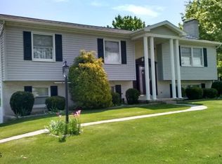 515 Hershberger St, Martinsburg, PA 16662
