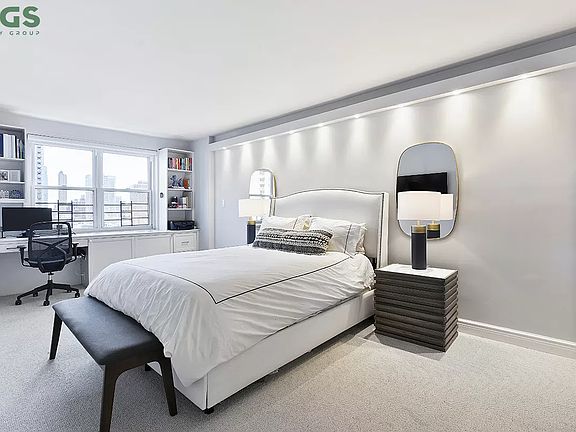 3rd image of 200 E 84th St APT 8C