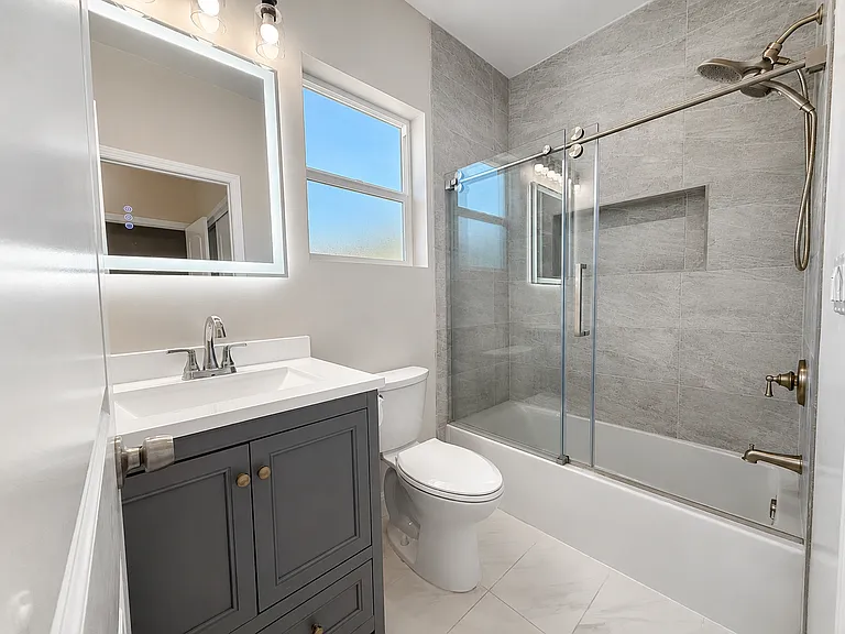 3623 E California Blvd — Photo 10