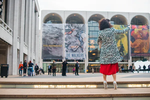 Sold by Compass | media 26