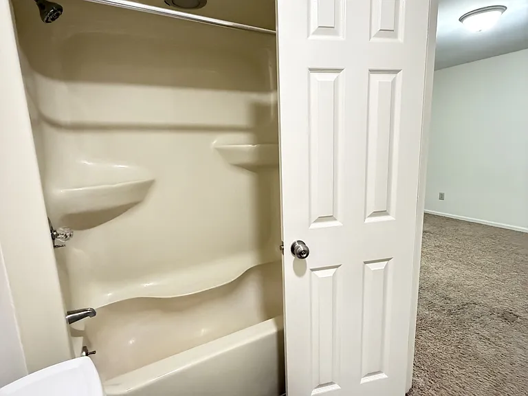 3263 Carlyle Dr NW — Photo 16