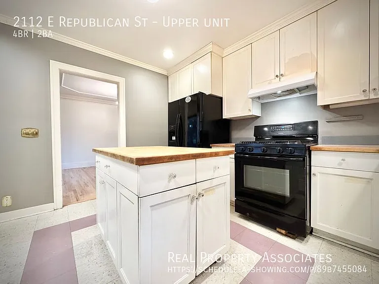 2112 E Republican St #UPPER — Photo 25