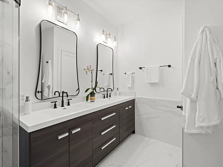 8609 Woodbrook Ln — Photo 25