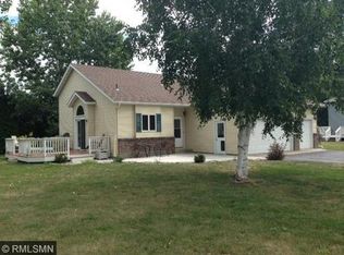 512 Bechtold Dr, Sartell, MN 56377