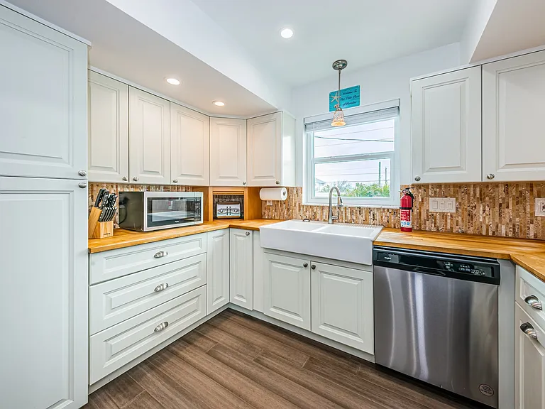 8432 W Gulf Blvd — Photo 7