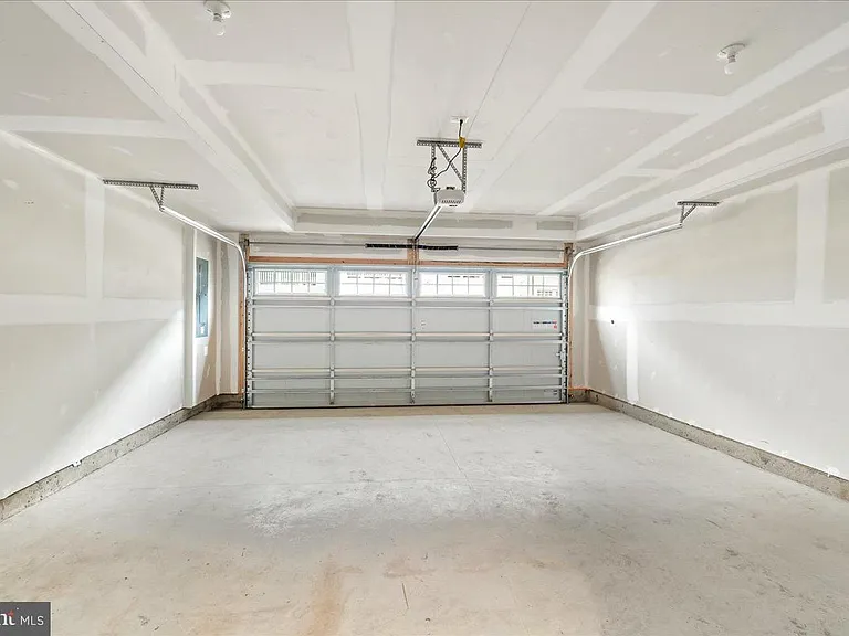 10132 Lake Linganore Blvd — Photo 36