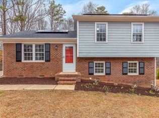 512 Smokeridge Ln, Raleigh, NC 27615
