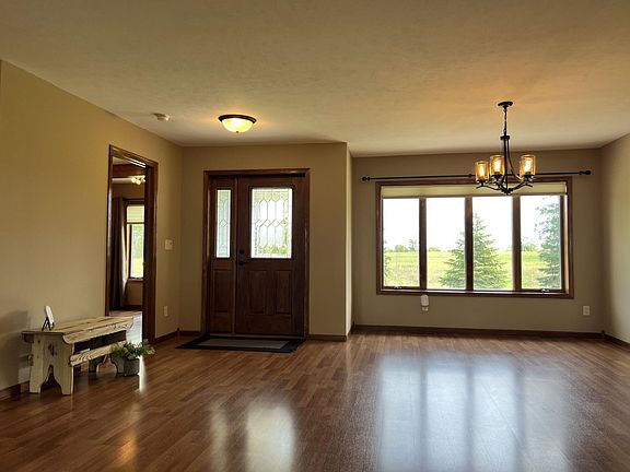 4th image of 54661 Chardan Dr