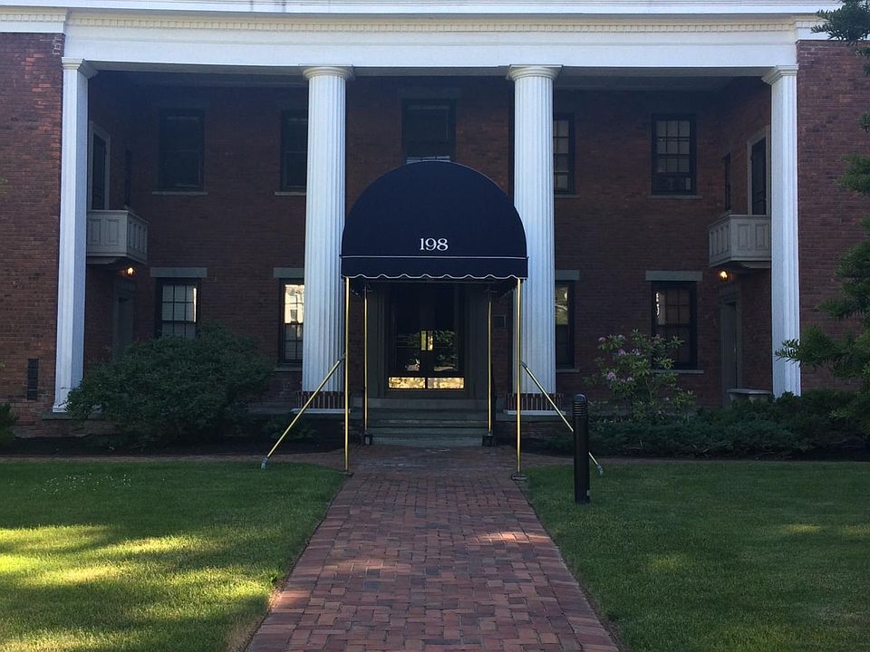2nd image of 198 Pawling Ave #880189665