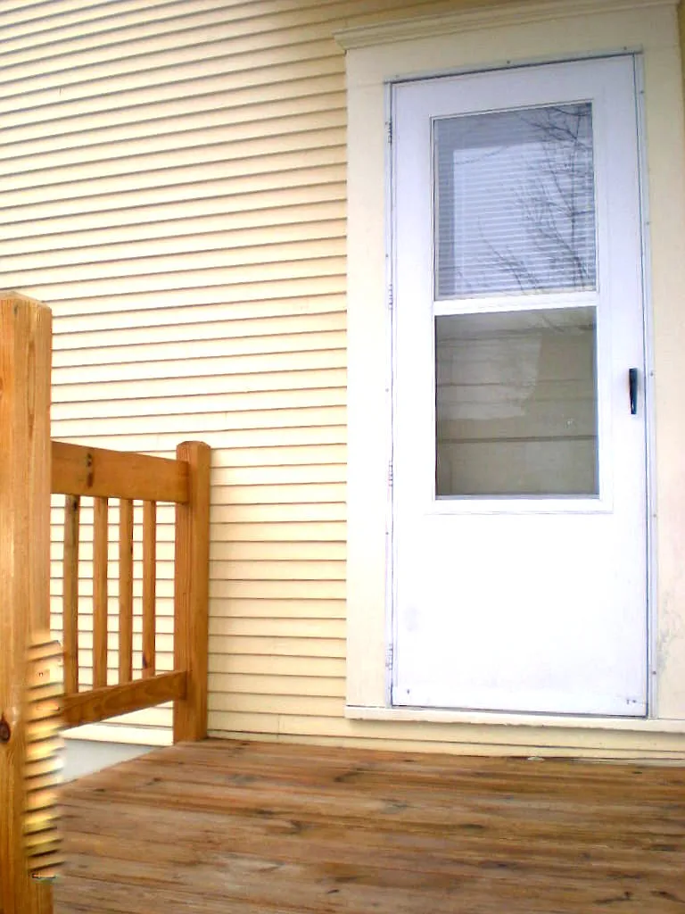 Studio, 295 sqft, $750 — Photo 2