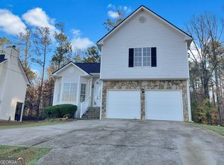 4010 Robin Cir, Atlanta, GA 30349