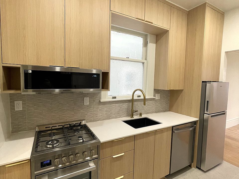 1st image of 1867 Page St APT 3