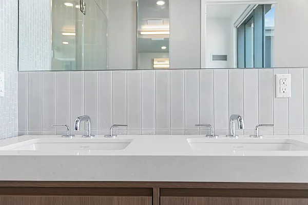 Rented by Charney Real Estate LLC | media 67