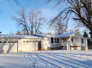 1213 S Halvorson St, Redwood Falls, MN 56283