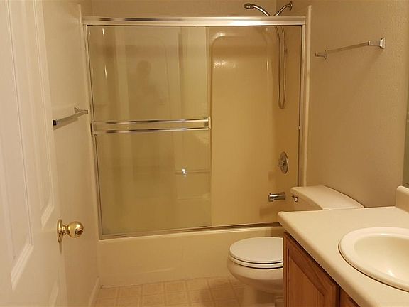 3rd image of 103 Jugs Cir