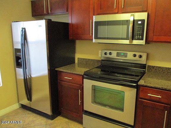 4th image of 2025 E CAMPBELL Avenue #117