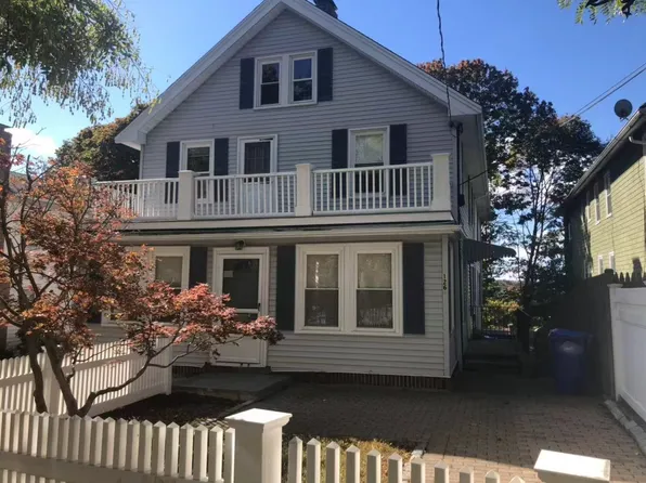 126 Lancaster Ter #2, Brookline, MA 02446