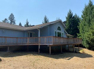 3034 Riverbanks Rd, Grants Pass, OR 97527