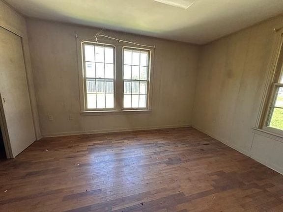 5th image of 335 Patterson Rd