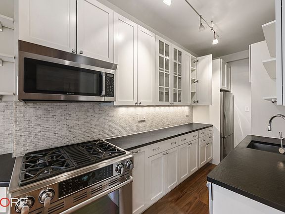 5th image of 315 W 86th St APT 14A