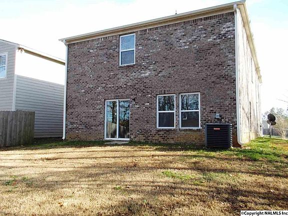 2nd image of 115 Sedgewick Dr
