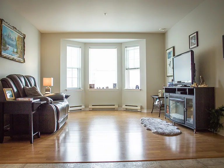 112 Murphy Ave — Photo 7