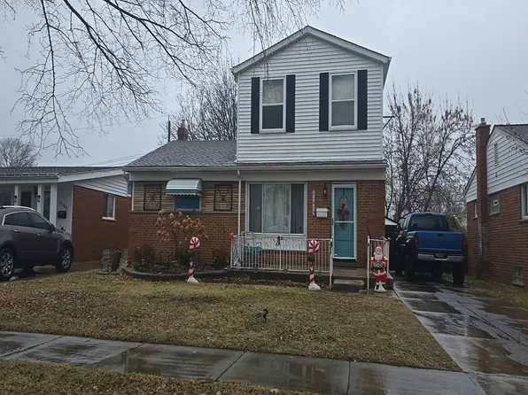 21413 Timberidge St, Saint Clair Shores, MI 48082